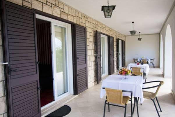 Guest House Burin Mlini Dış mekan fotoğraf