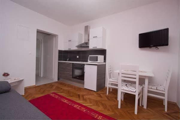 Guest House Burin Mlini Dış mekan fotoğraf