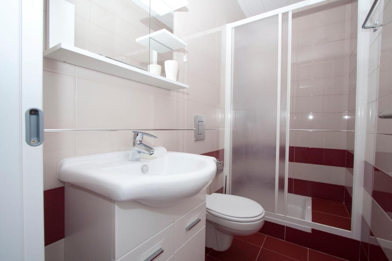 Guest House Burin Mlini Dış mekan fotoğraf